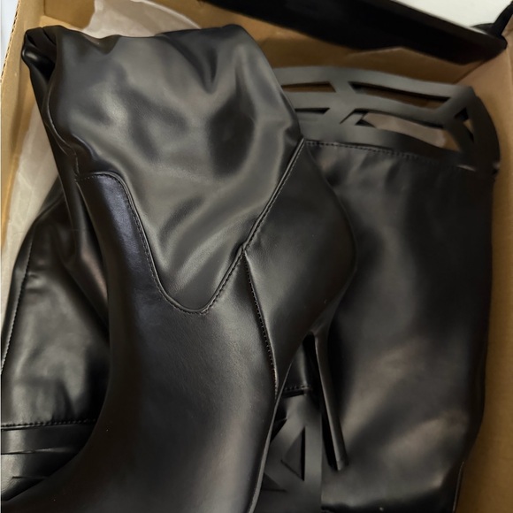 Fashion Nova Sleek Black Heeled Boots - Picture 4 of 6